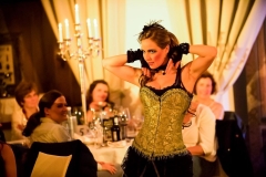 Dr.-Jekyll-Mr.-Hyde-Auftritt-der-verfuehrerischen-Lucy-Sharpness-Foto-Alexa-Sommer-006